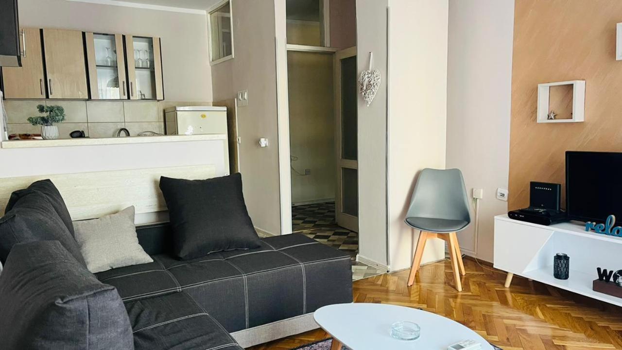 Majdini Clock Tower Apartman Podgorica Exterior foto